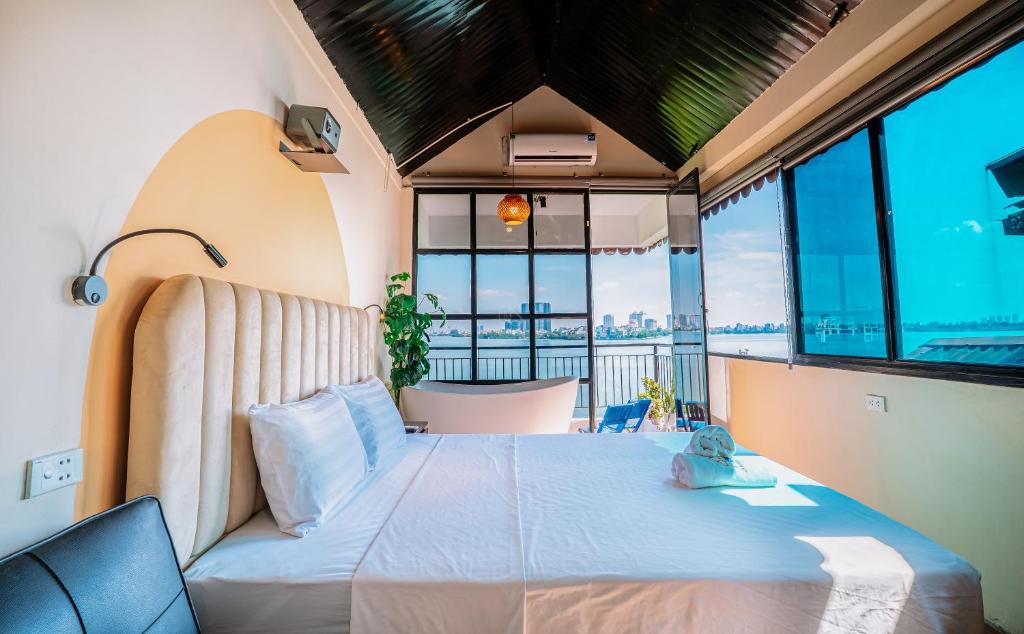 An Homestay Lakeview Apartment – Hanoi